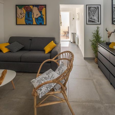 Appartement Terrasse Climatise Calme En Centre-Ville リル・シュル・ラ・ソルギュ エクステリア 写真